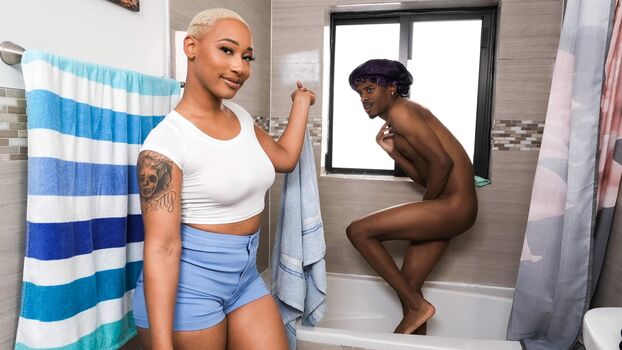 thickassdaphne