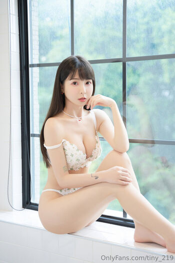Tiny_219
