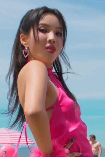 tiny.pretty.j