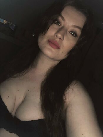 Tori Assins