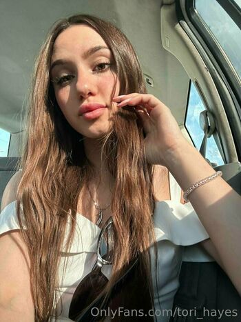 tori_hayes