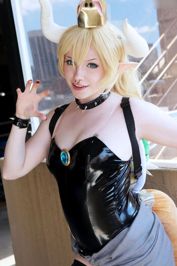 Toxicosplay