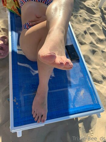 trixiebee_dirtysocks