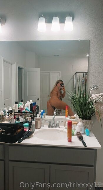 Trixxxy19