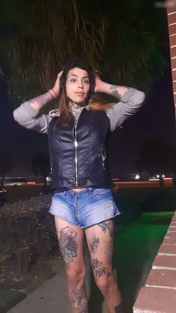 Trixxy Tease