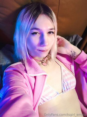 tsgirl_emiria