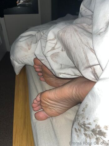 twofeet10toes