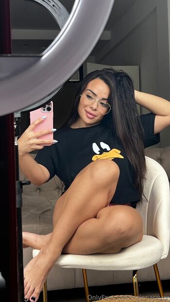 valeriacruzz