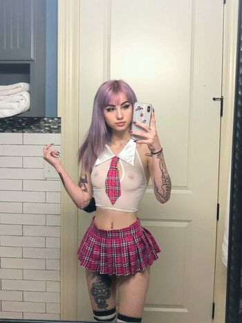 Valerica Steele