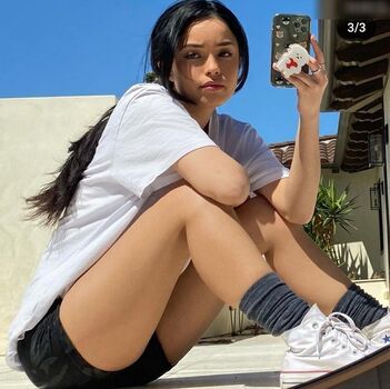 Valkyrae