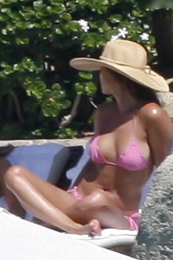Vanessa Minnillo