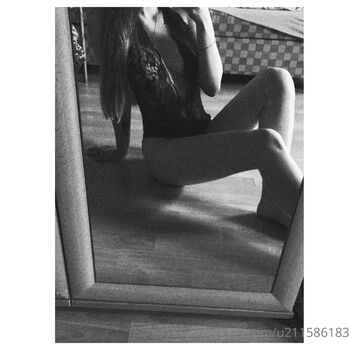 Vanessa2255