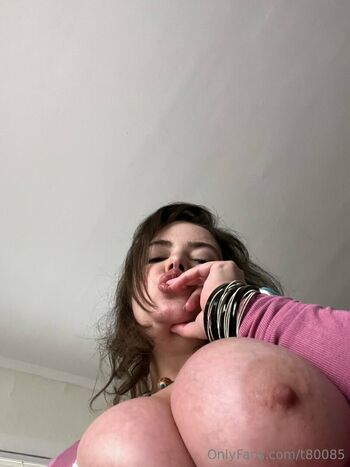 Vanessinator