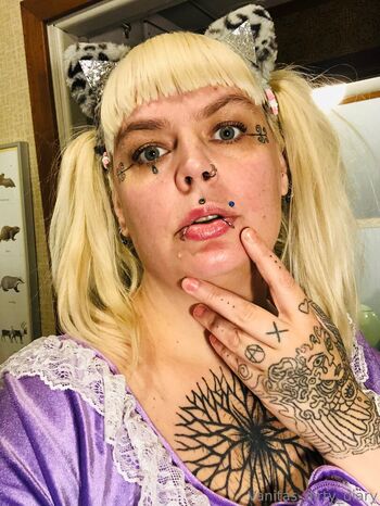 vanitas_dirty_diary
