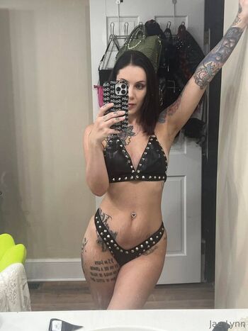 velvet_trixxx_free
