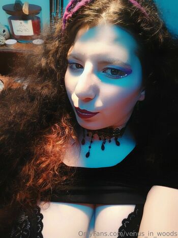 venus_in_woods