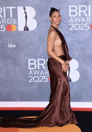 Vick Hope