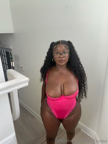 vickyhyugaa