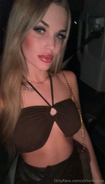 victoriaaxxo
