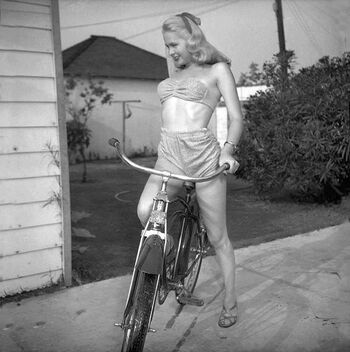 Vintage Sexy Celebs