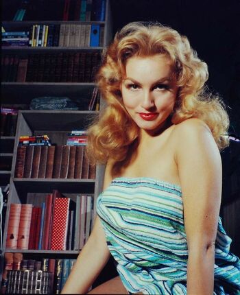 Vintage Starlets
