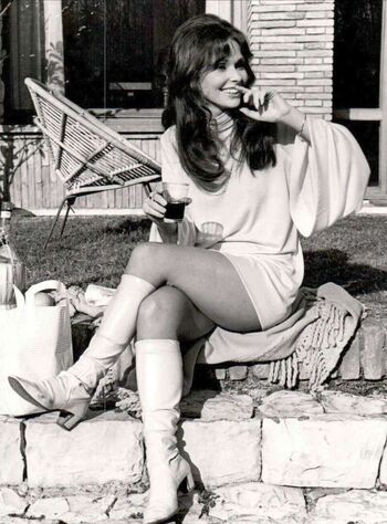 Vintage Starlets