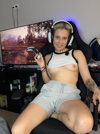violet_whims