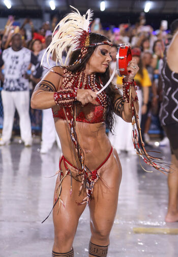 Viviane Araujo