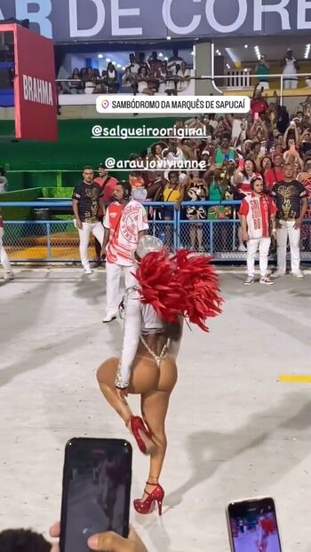 Viviane Araujo