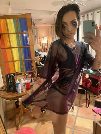 WatchGirlsPlay