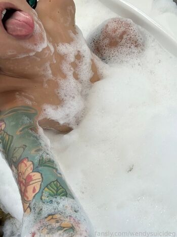 wendysuicideg