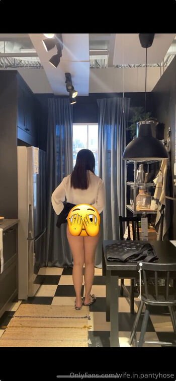 wife.in.pantyhose