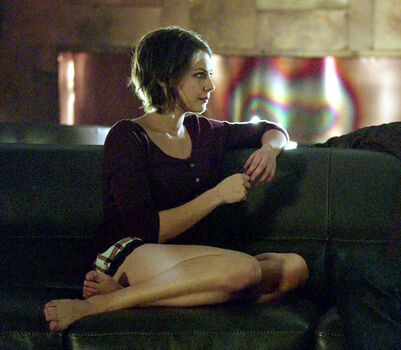 Willa Holland