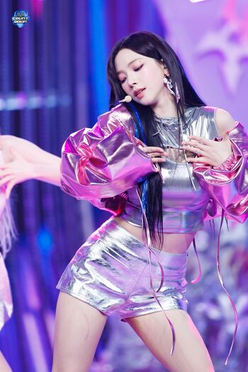 WomenK-pop