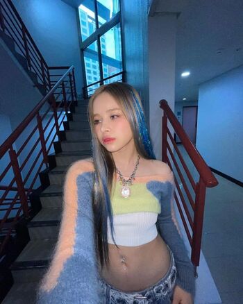 WomenK-pop