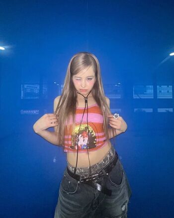 WomenK-pop