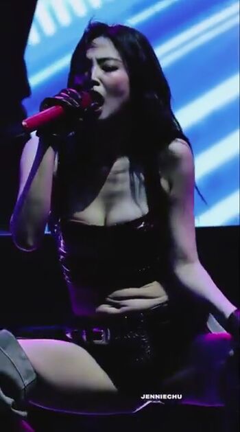 WomenK-pop