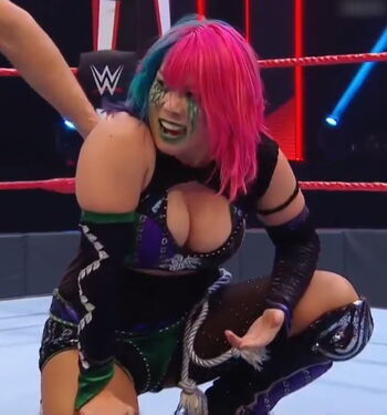 WWE Asuka