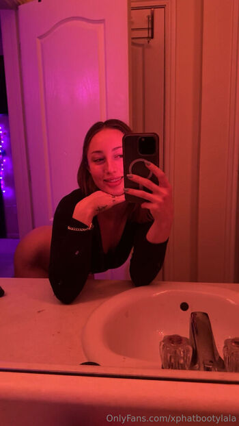 xphatbootylala