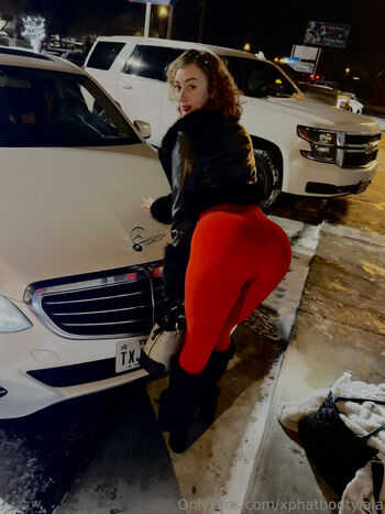 xphatbootylala