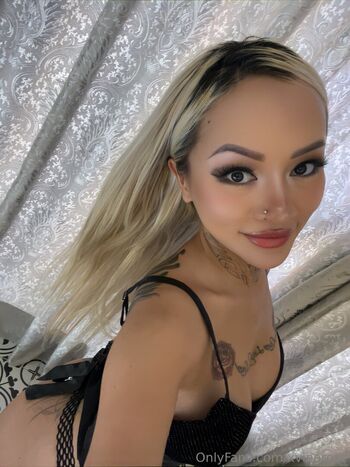 xvinarose