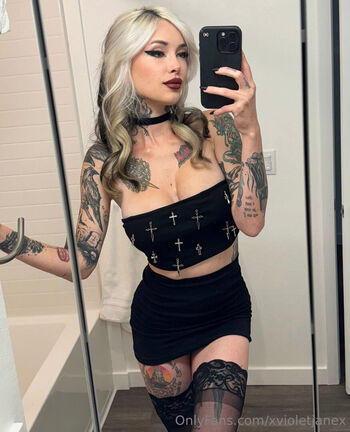 xvioletjanex