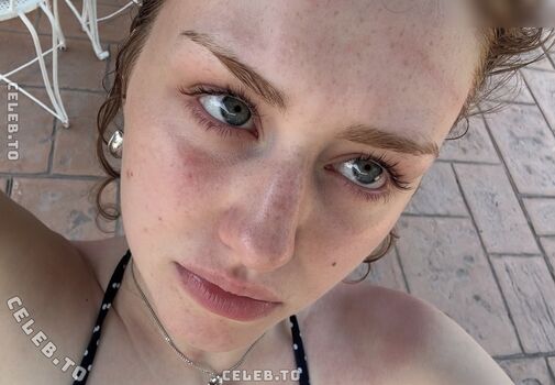 Yana Clare