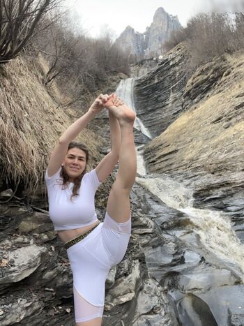yogatravelgirl