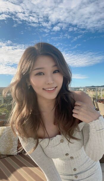 YoonHyoonAikuros