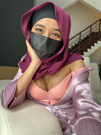 yourgfaliyah