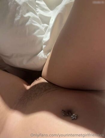 yourinternetgirlfriendxx