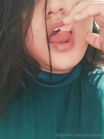 yourjeyjey