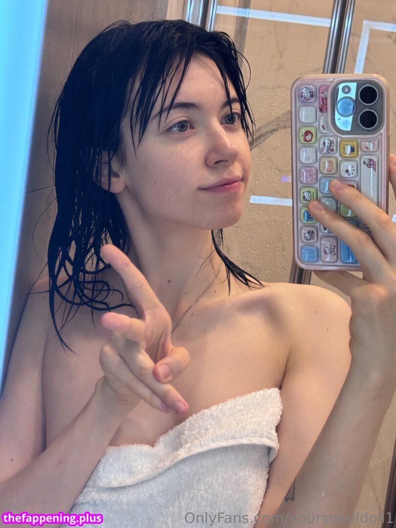 yoursmalldoll1