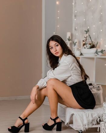 Yulia Sweet Girl
